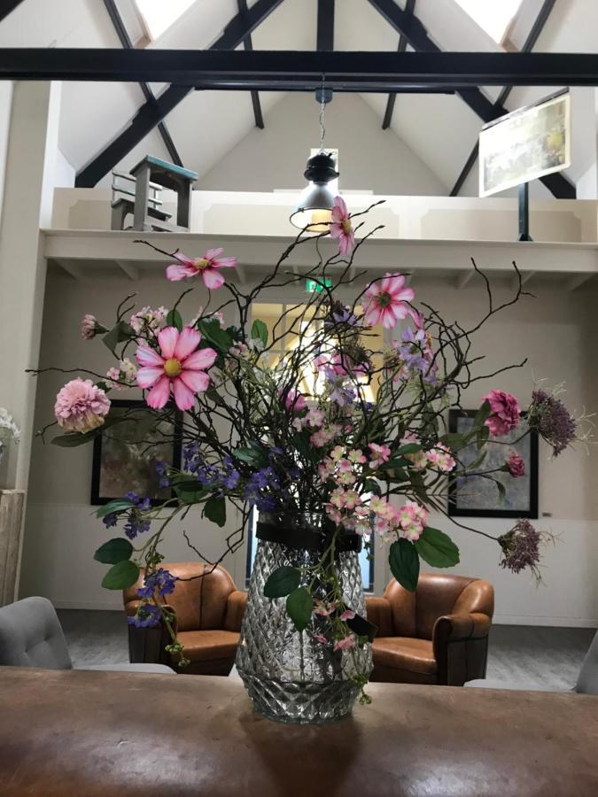 Lattrop Bed & Breakfast De Oale School المظهر الخارجي الصورة