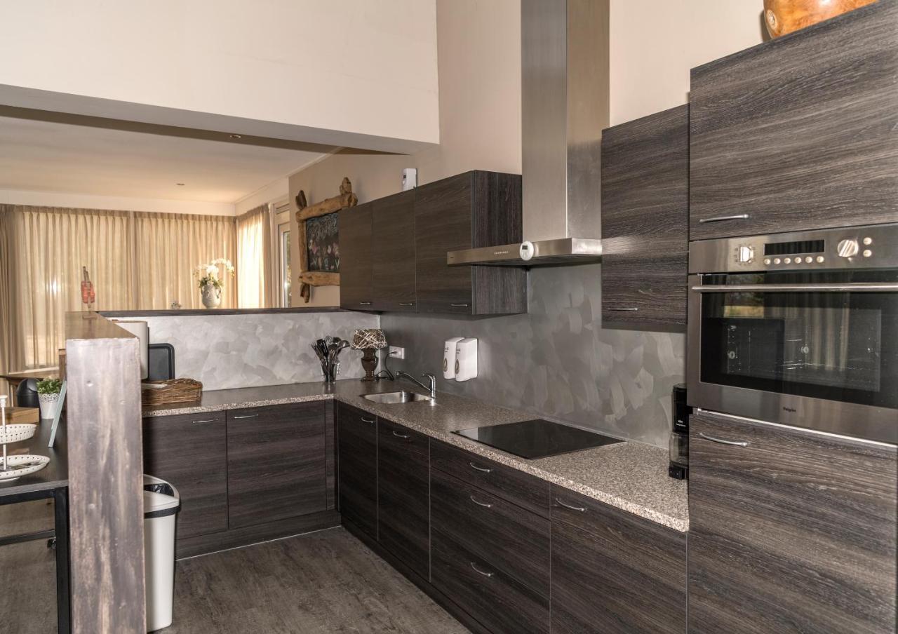 Lattrop Bed & Breakfast De Oale School المظهر الخارجي الصورة